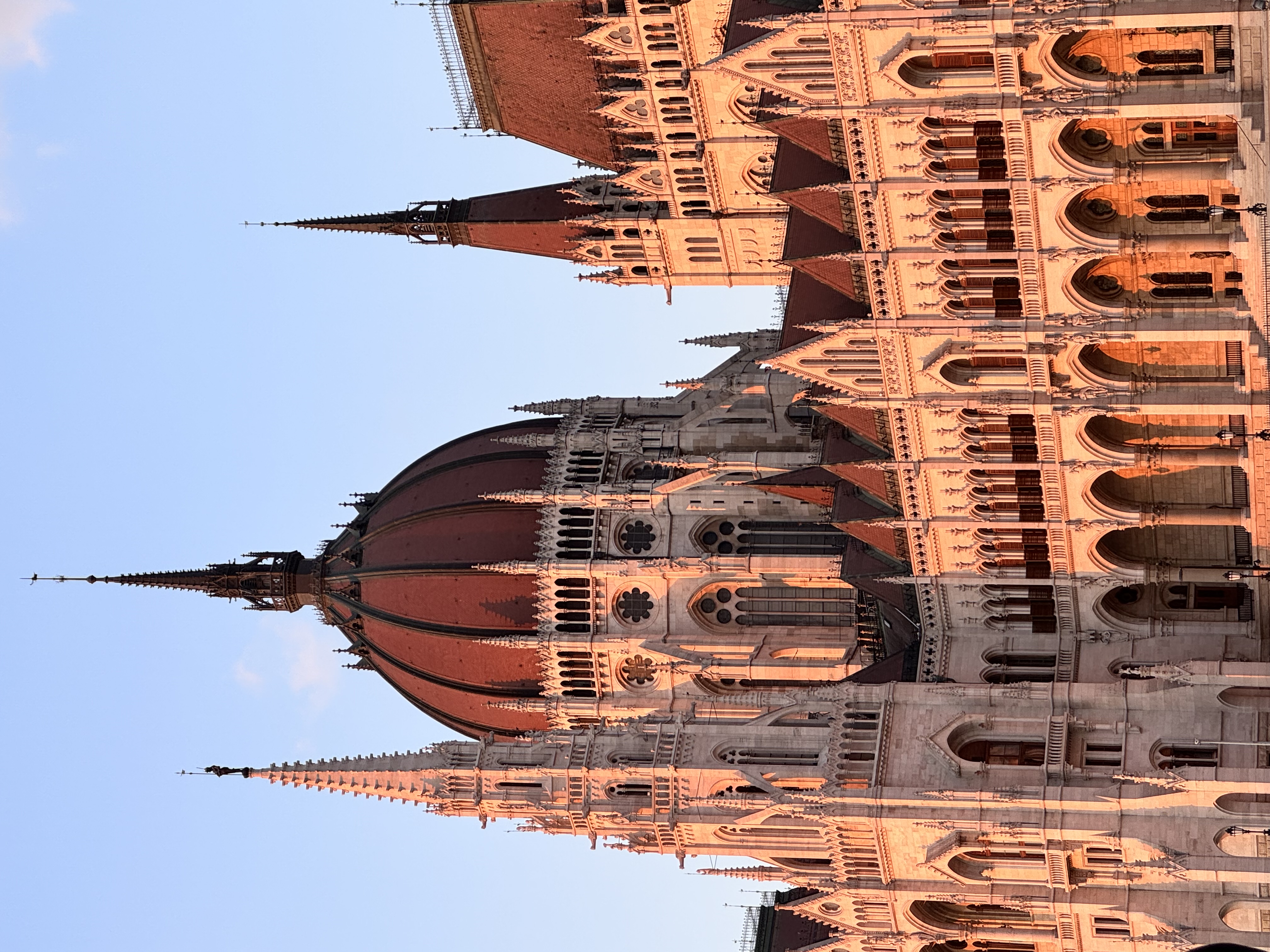 Christian Aitchison - Hungary budapest cathedral